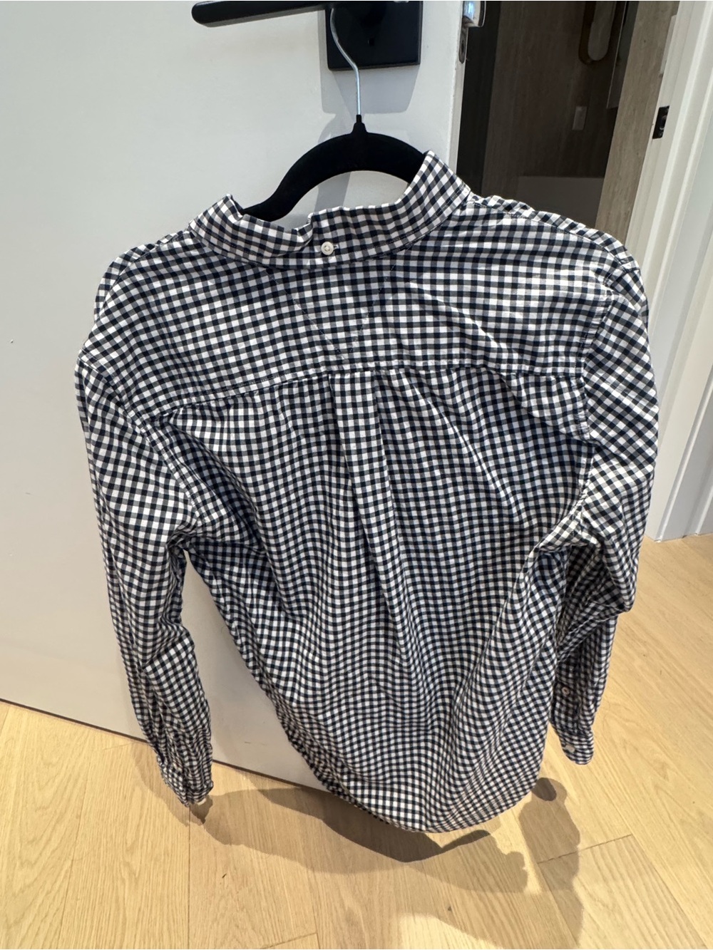 Tommy hilfger button down - Picture 3 of 3